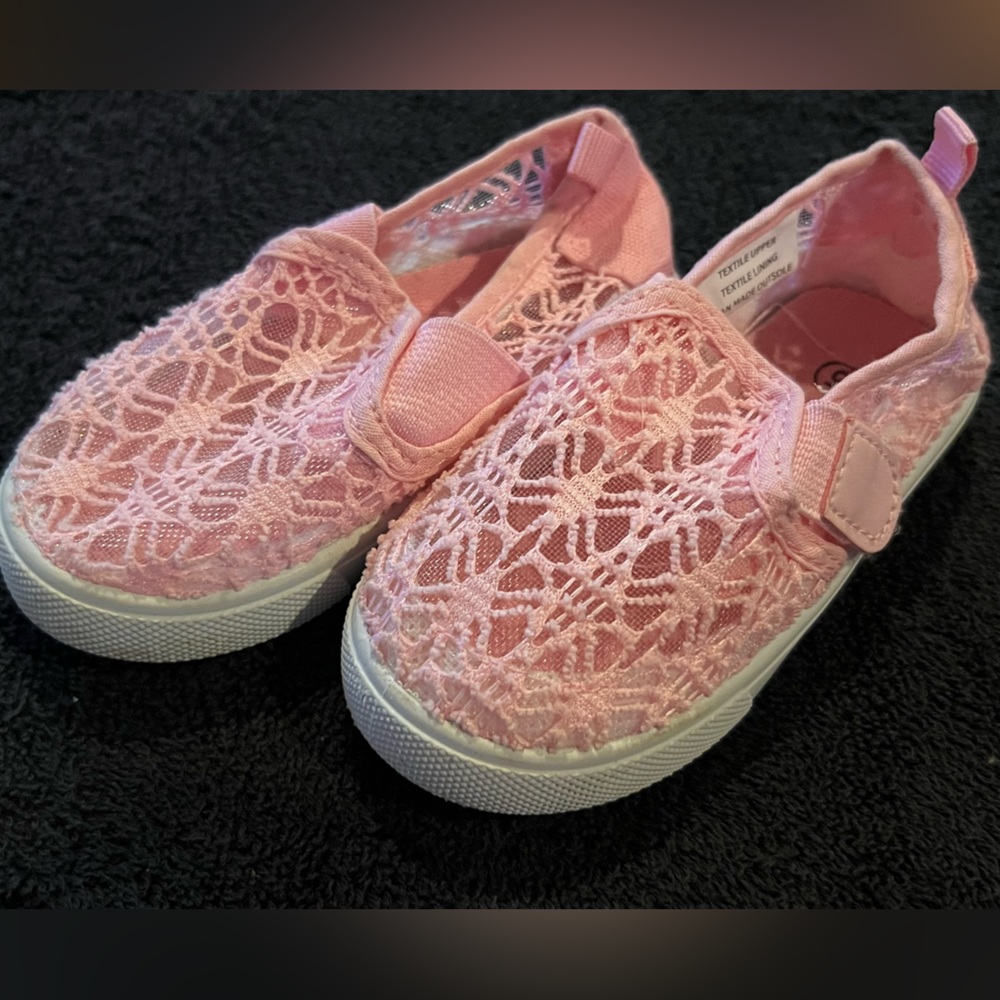 Pink shoes